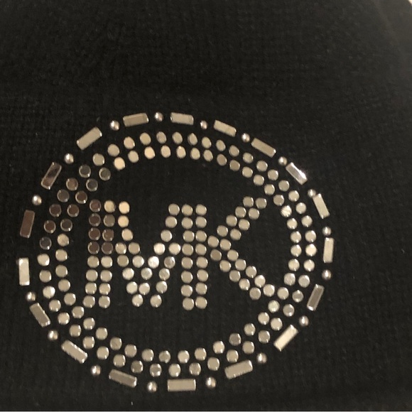 MK Michael KORS Knit Beanie Boggin Skull Hat - Picture 2 of 6